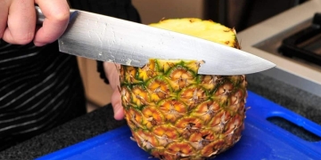 Pelar piña
