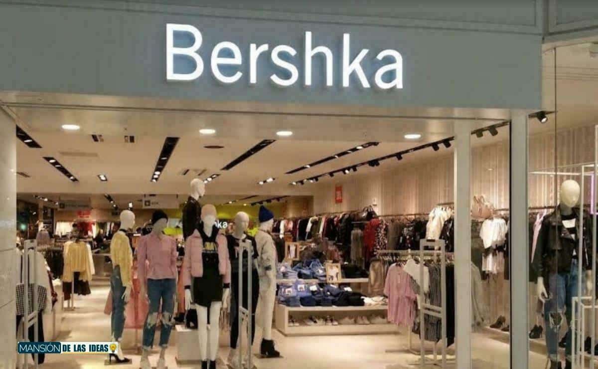La prenda reversible de Bershka que tienes que correr a comprártela