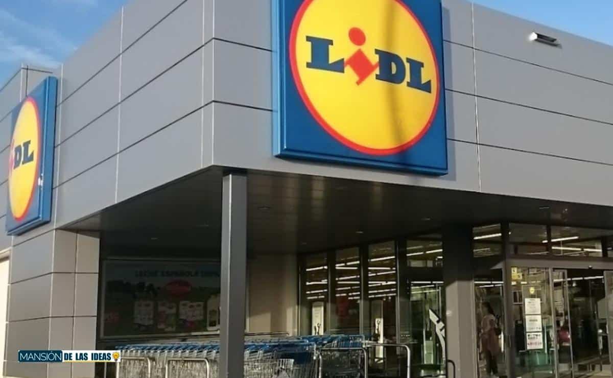 Lidl a punto de agotar esta cafetera buena, bonita y barata
