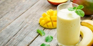 Batido de mango y plátano