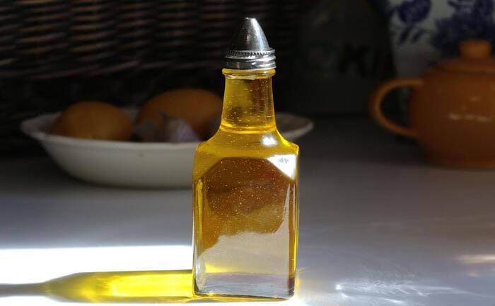 aceite de oliva en aceitera