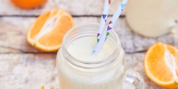 batido de naranja y leche