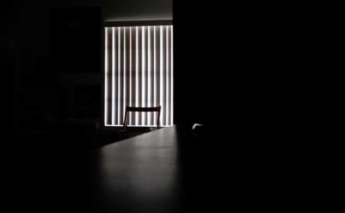 habitación sin luz
