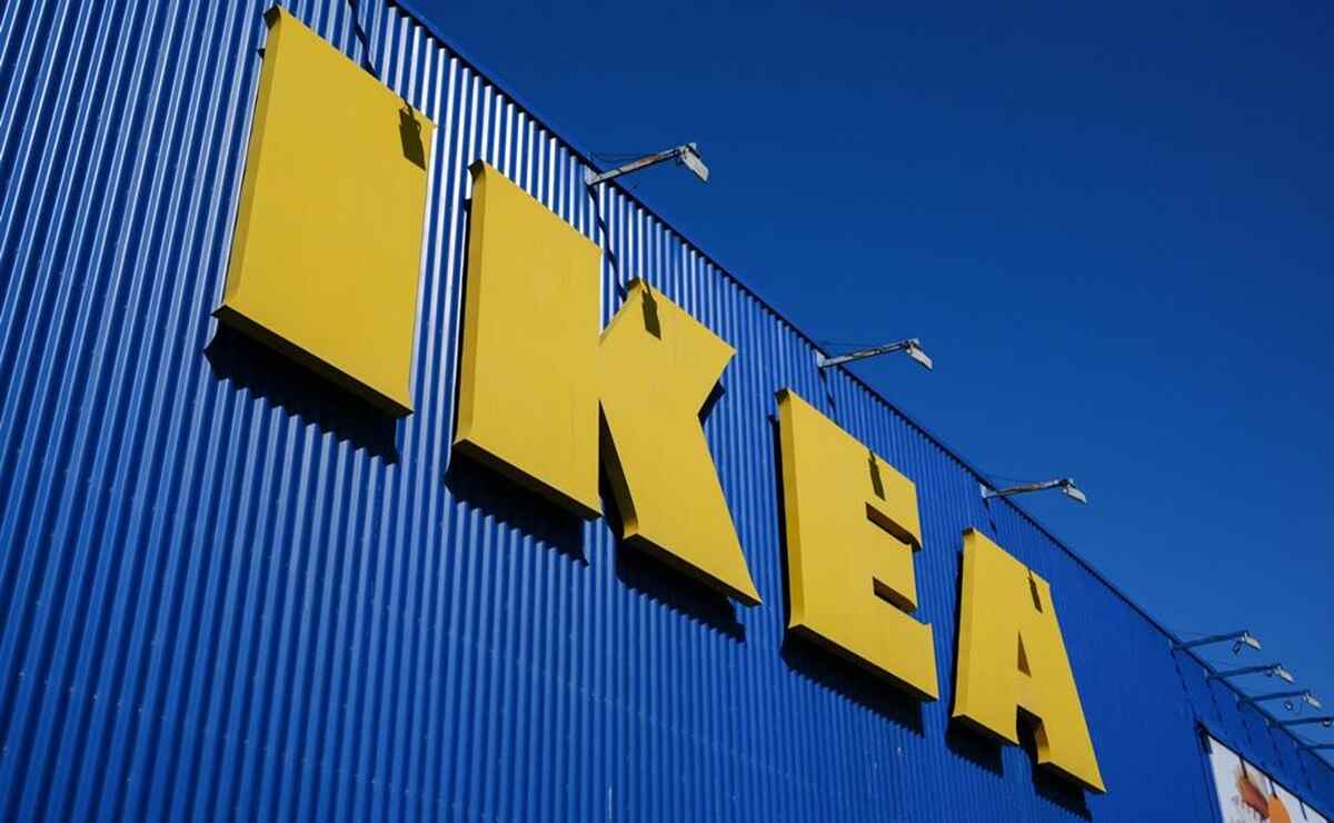 Ikea modern shoe rack success