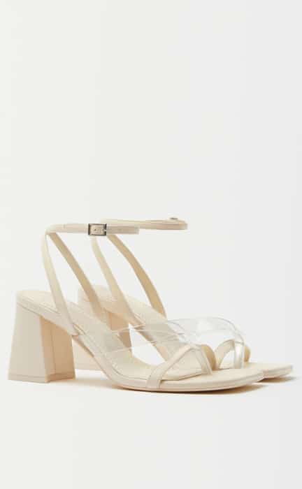 Sale vinyl heeled sandal by Bershka