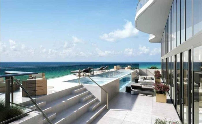 terrace house Miami Leo Messi