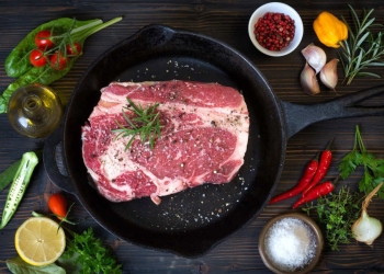 Cocinar carne roja