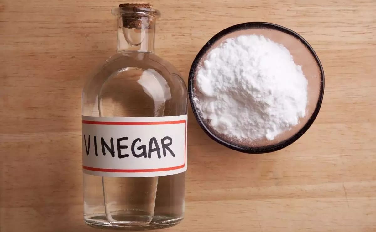 como limpiar bicarbonato vinagre