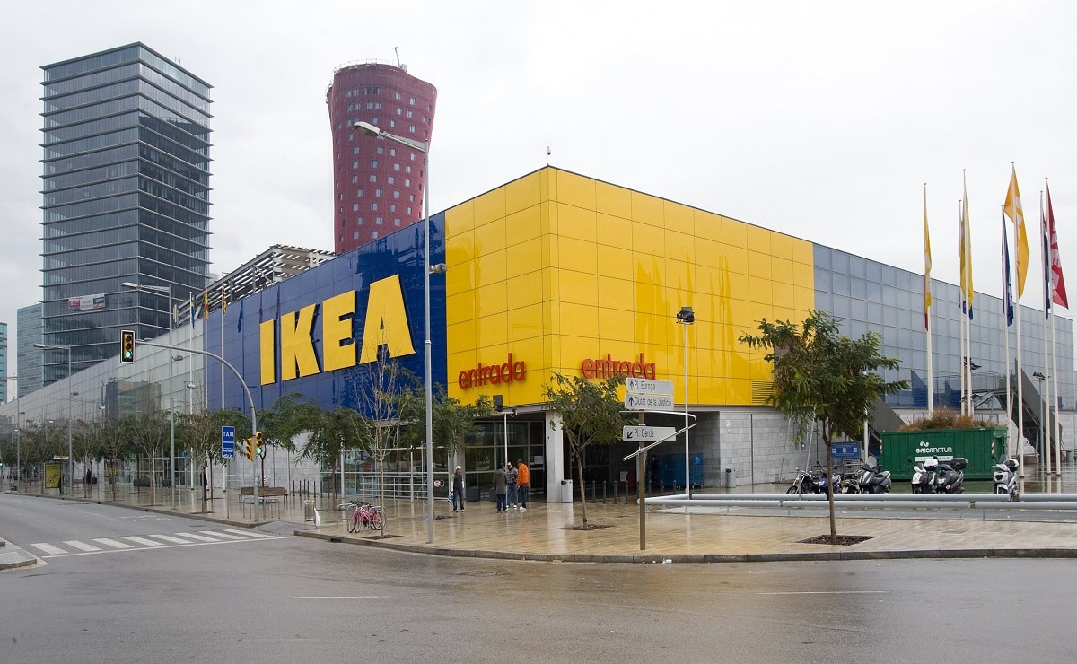 Ikea armario abierto Idanäs