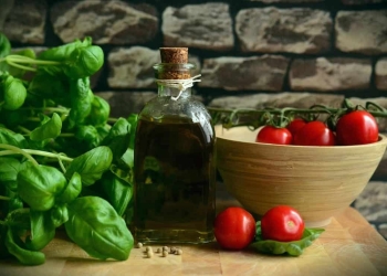 alimento conservado en aceite de oliva