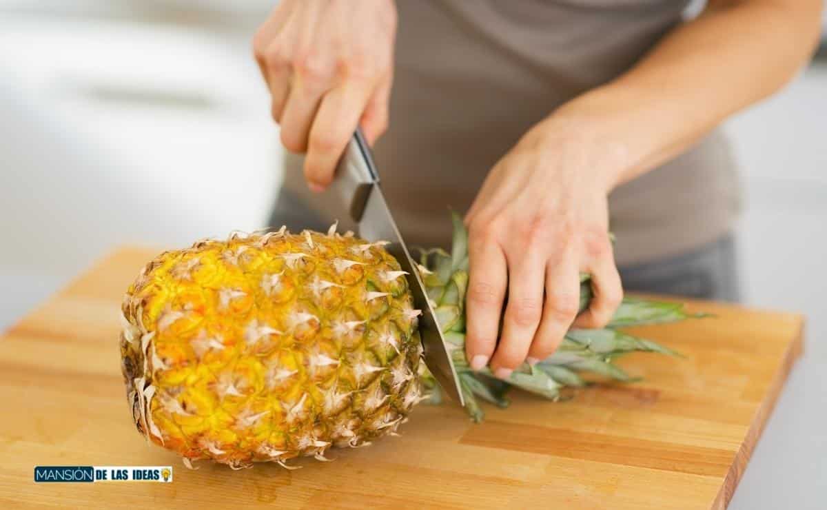 cómo cortar fruta tropical