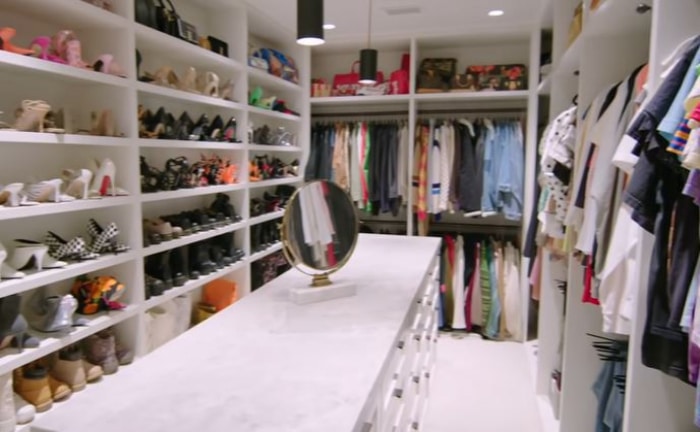 habitación armario casa Kendall Jenner