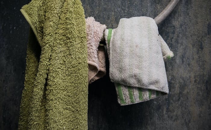 lavar toallas asperas bicarbonato vinagre