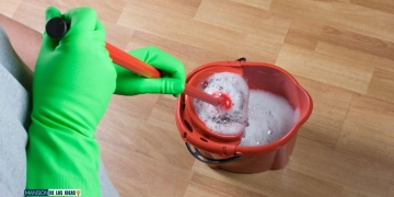 limpiar suelo aceite