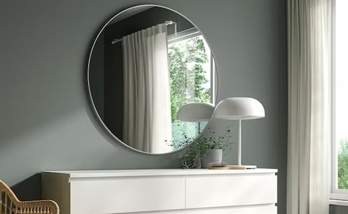Envolver En lo que respecta a las personas Culo Dale una luz extra a tu hogar con este espejo redondo de Ikea