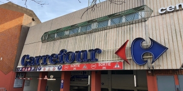 Carrefour microondas con grill Candy a un precio de escándalo
