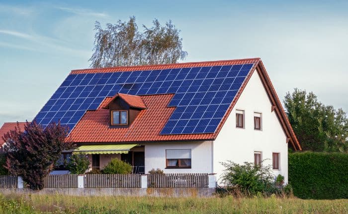 coste instalacion paneles solares