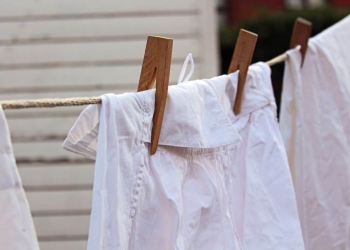 lavar en lavadora la ropa blanca