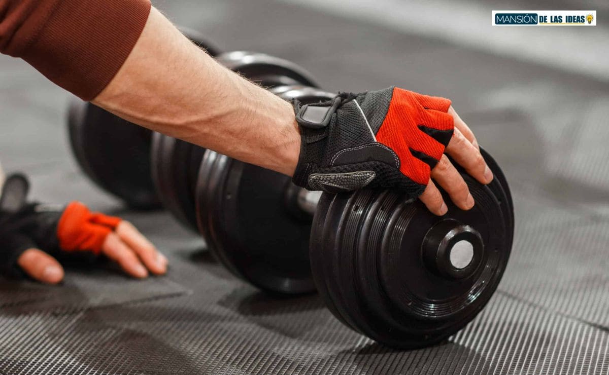 como limpiar guantes gimnasio