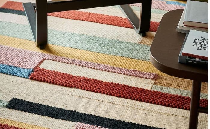 BRONDEN rug with a colorful and cheerful design for your home.