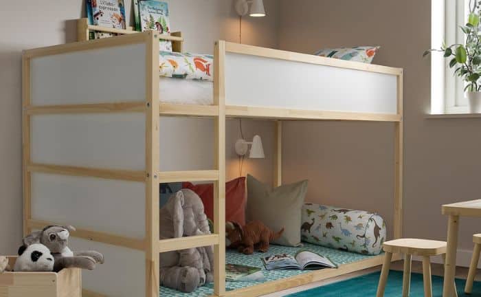 KURA reversible bed with which your children will have the best childhood possible