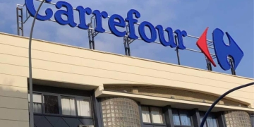 Carrefour restaurante moderno vajilla