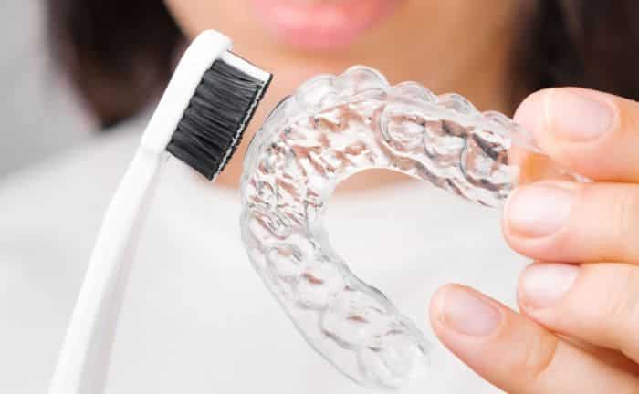 limpiar ferula cepillo dientes