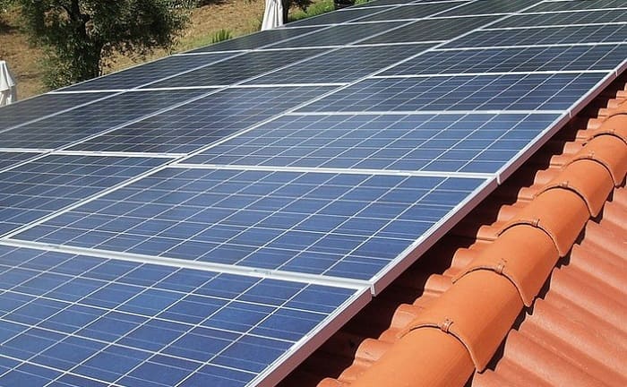 potencia consumo hogar solar