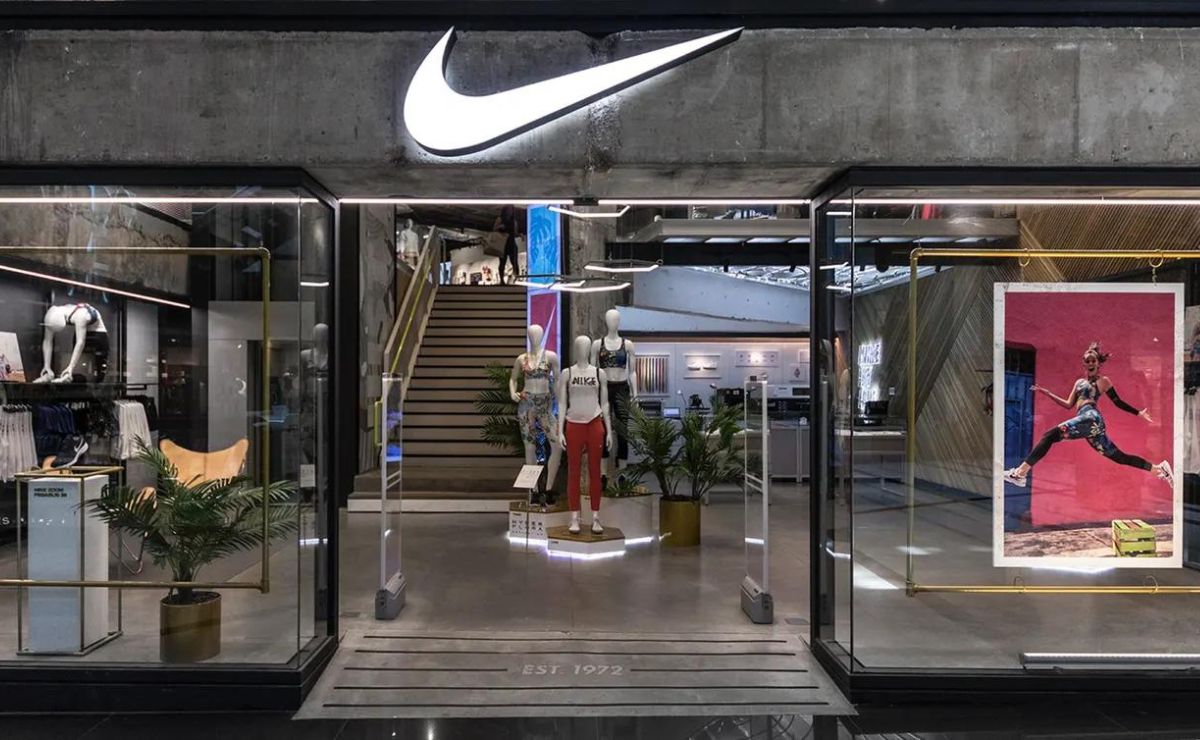 Las Nike Dunk High "Multi-Color Gradient" son la propuesta más colorida de Nike de los últimos tiempos