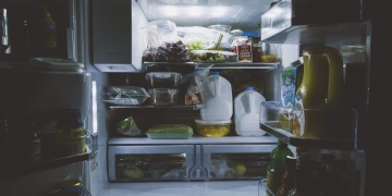 eliminar mal olor del refrigerador con bicarbonato
