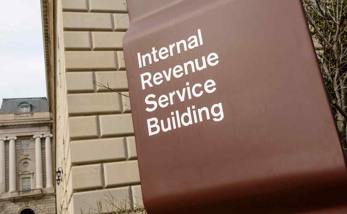 IRS Warning about W-2 Scams that are Circulating on Social Media