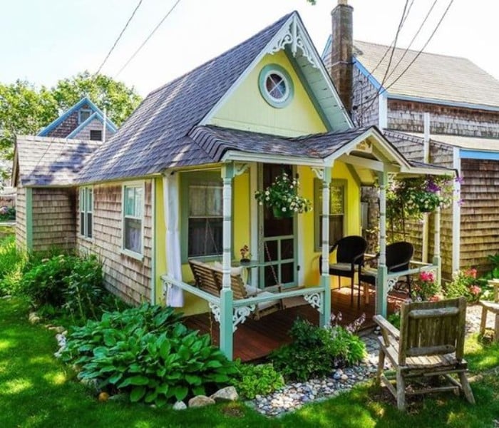Marthas Vineyard Tiny House - Real Estate