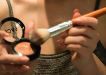 Cómo limpiar brochas maquillaje