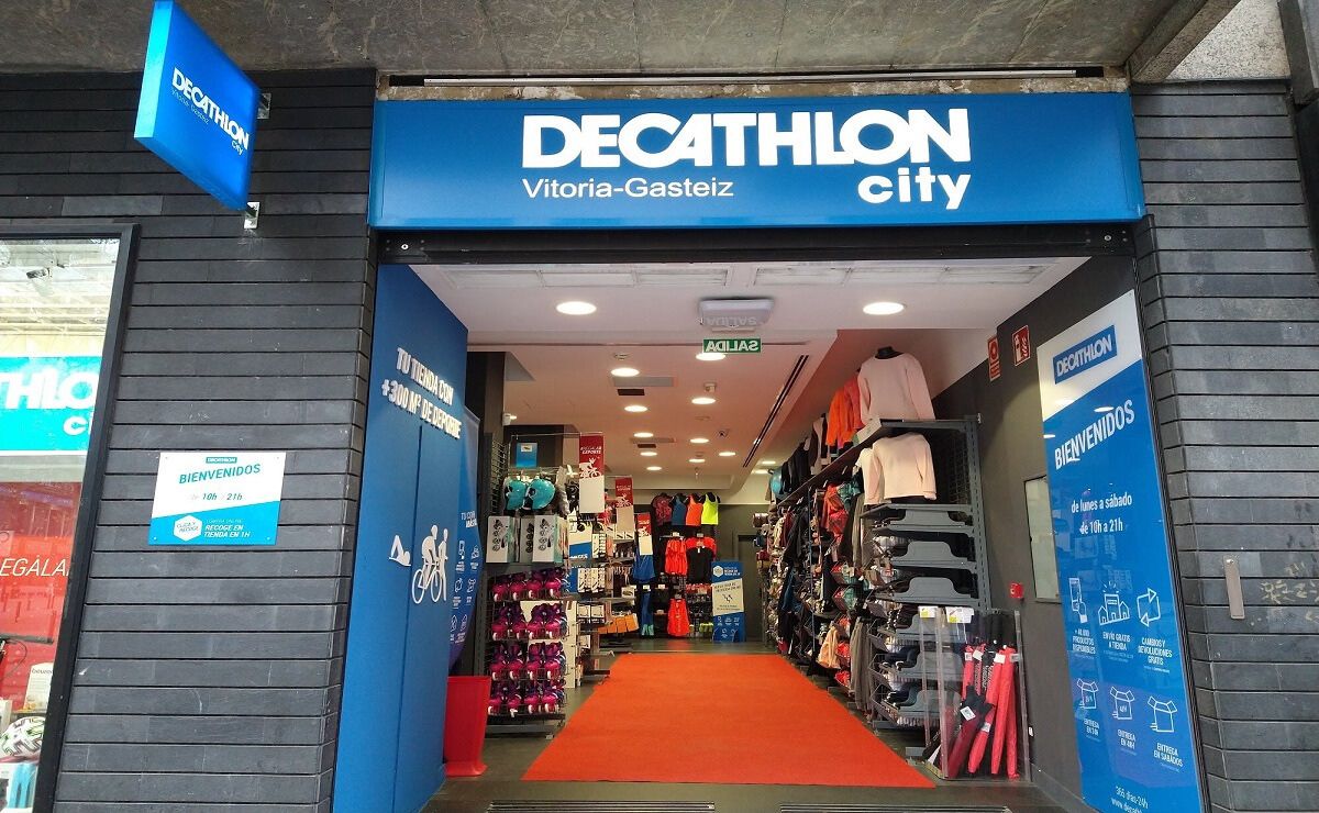 Decathlon crea una nueva tendencia al lanzar a la venta la Adidas Run 70s Animal Print en todas sus tiendas