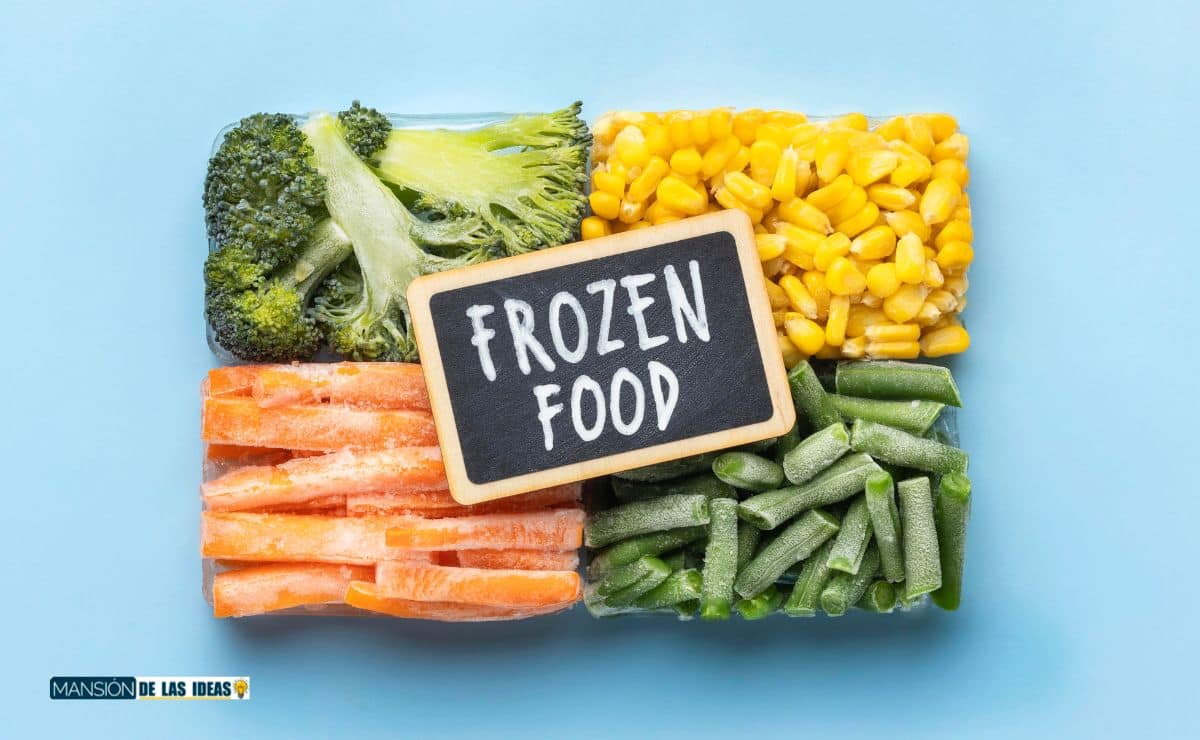 How long does frozen food take to spoil?