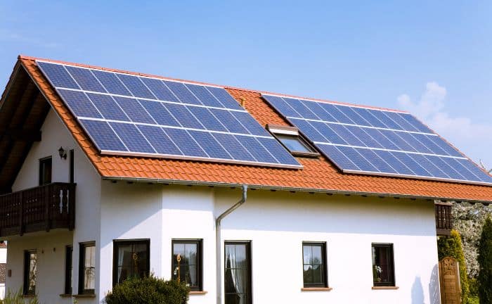 Beneficios instalar paneles solares casa