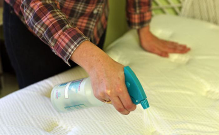 Limpieza colchón eliminar mal olor agua oxigenada