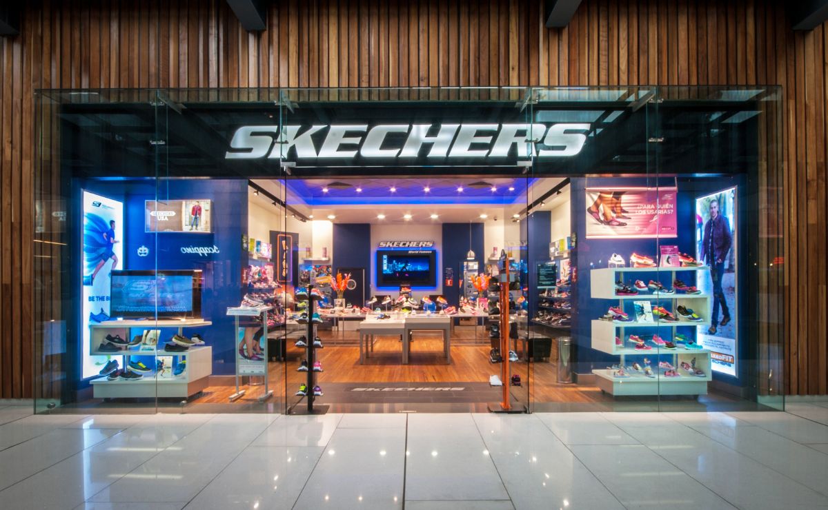 La Skechers On-the-GO 600 - Radiate es el modelo de sandalia que llevarás a todos lado este verano