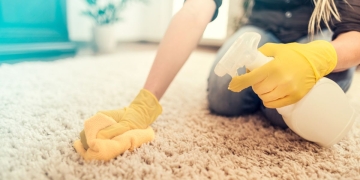 truco tiktok limpiar alfombra