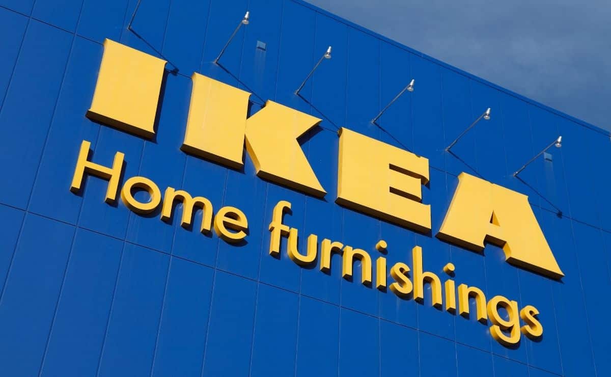 Ikea estantería salón lectura