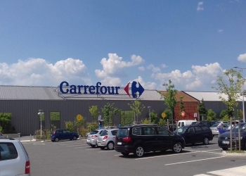 Carrefour ha rebajado en un 10% el toallero eléctrico Warm Towel Crystal 600w