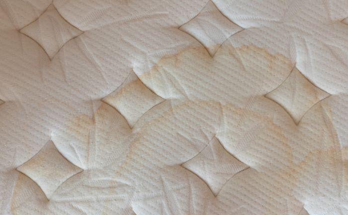 Método casero eliminar manchas orina colchón