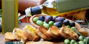 Carrefour rebaja a la mitad el precio del aceite de oliva