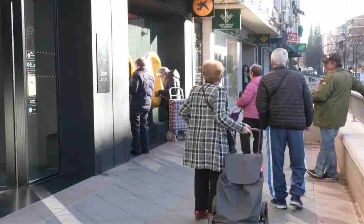 Paga extra de Navidad en pensiones quién la recibe y quién no