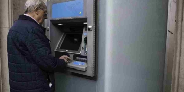 Pensión máxima vs mínima 2025 3.267,60€ frente a 874,40€