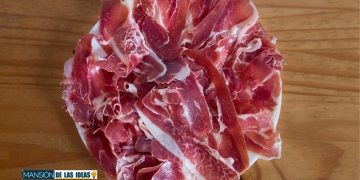 Según la OCU, Alcampo es el mejor supermercado para comprar jamón ibérico