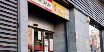 El SEPE no te deja pedir el paro si tienes vacaciones pagadas