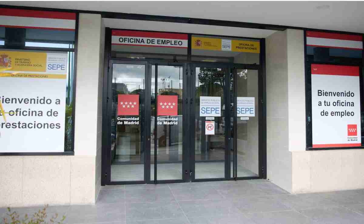 SEPE y Lotería de Navidad qué pasa con tus ayudas si recibes un premio
