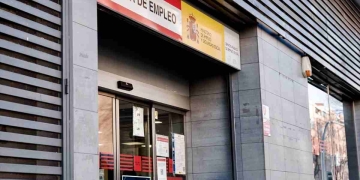El subsidio del SEPE que da ingresos a amas de casa sin empleo en 2025