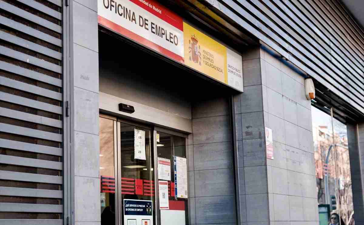 El subsidio del SEPE que da ingresos a amas de casa sin empleo en 2025